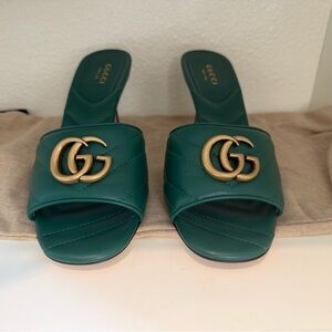 Gucci Marmont Quilted Leather Sandals in Emerald